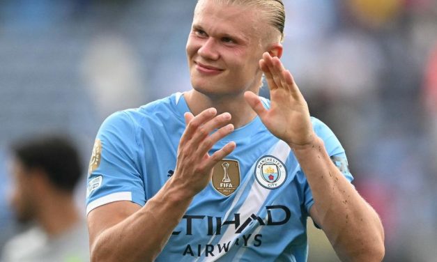 Rumor Transfer Erling Haaland ke Barcelona, Agen Beri Klarifikasi