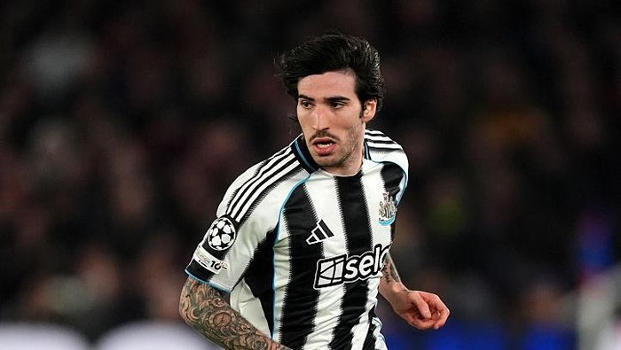 Sandro Tonali Bersinar di Timnas Italia, Juventus Siap Bersaing