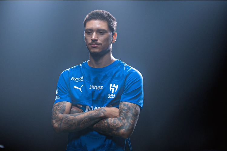 Bidik Darwin Nunez: Strategi Perkuat Lini Transfer Musim Panas