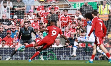 Liverpool Gasak Crystal Palace 2-0, Isak dan Robertson Bersinar