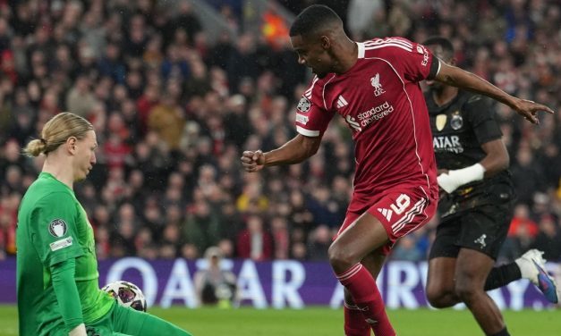Eks Liverpool Semprot Slot! Isak Harusnya Cadangan vs PSG
