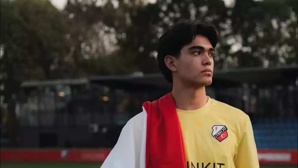 Kiper Diaspora Timnas Indonesia U-17 Didikan Ajax Amsterdam