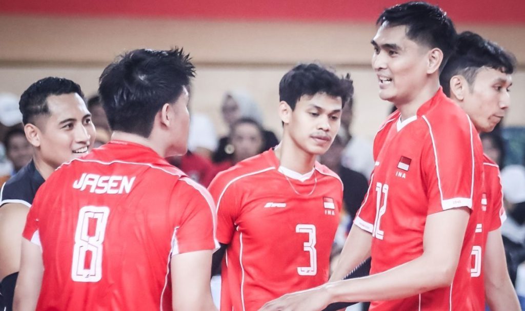 Rivan Nurmulki dan Nizar Zulfikar saat membela Timnas Voli Indonesia