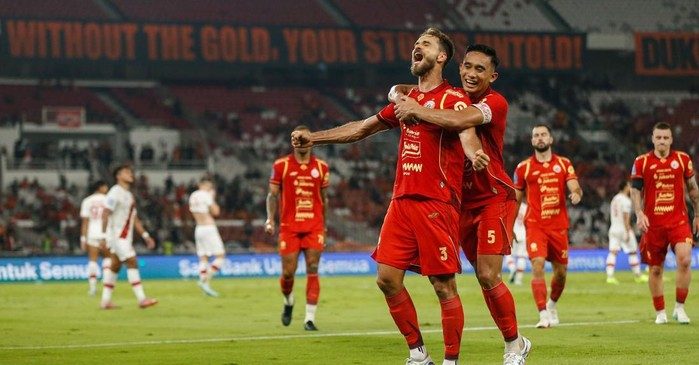 Persija Jakarta Gagal Juara Super League 2025/26, Laga Kandang