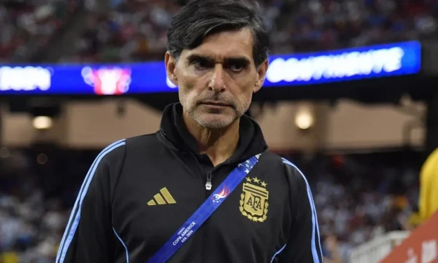 Roberto Ayala Akui Kesalahan usai Insiden dengan Dani Olmo di Final Piala Dunia 2026