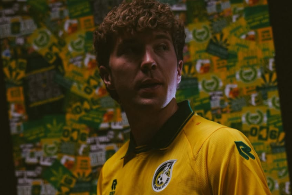 Ole Romeny resmi diperkenalkan sebagai pemain Fortuna Sittard untuk musim 2026-2027.