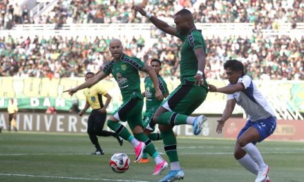 Bernardo Tavares Evaluasi Persebaya, Fokus Benahi Taktik dan Mental Jelang Musim Baru