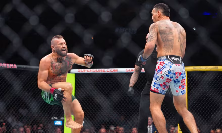 Conor McGregor Buka Suara Usai Kalah 69 Detik dari Max Holloway