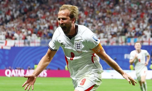 Brace Harry Kane Bawa Inggris Lolos Dramatis ke 16 Besar