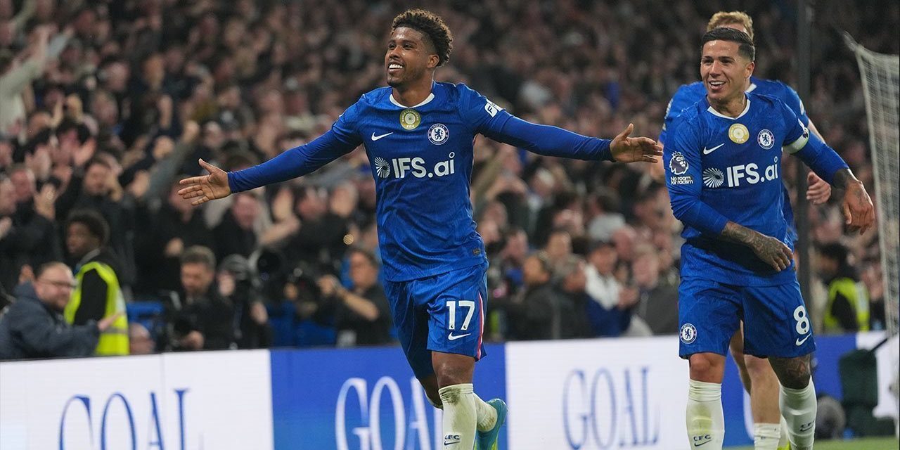 MU Alihkan Buruan ke Andrey Santos, Chelsea Siap Melepas?