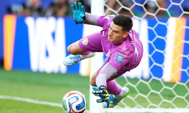 Manchester United Bidik Orlando Gill, Kiper Paraguay Jadi Buruan