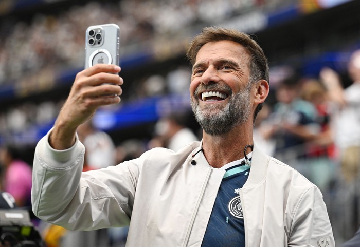 Juergen Klopp masuk dalam daftar kandidat pelatih baru Timnas Jerman dengan tawaran gaji fantastis dari DFB.