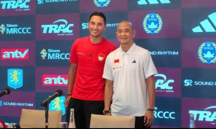 Kurniawan Dwi Yulianto Ungkap Alasan Pilih Ezra Walian Jadi Kapten Indonesia All Stars