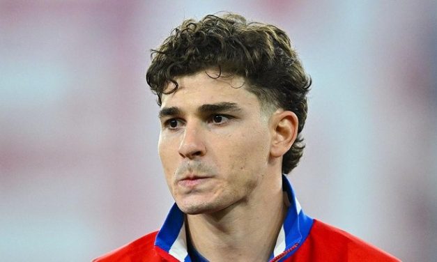 Christophe Dugarry Kecam Julian Alvarez yang Ingin Tinggalkan Atletico Madrid