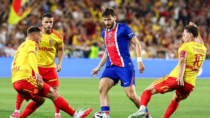 PSG kalah dari Lens