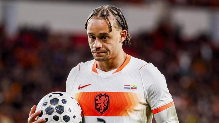 Xavi Hernandez resmi menjadi pelatih Timnas Belanda dan akan menangani Xavi Simons.