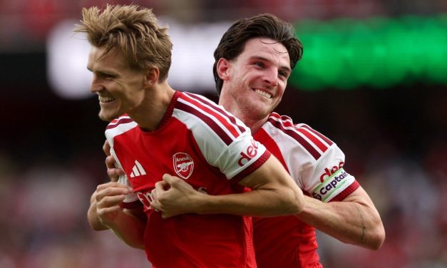 Bangkit Lawan Chelsea, Gary Neville Jagokan Arsenal Pertahankan Gelar