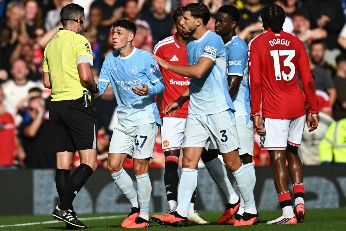 Manchester United kalah dari Man City